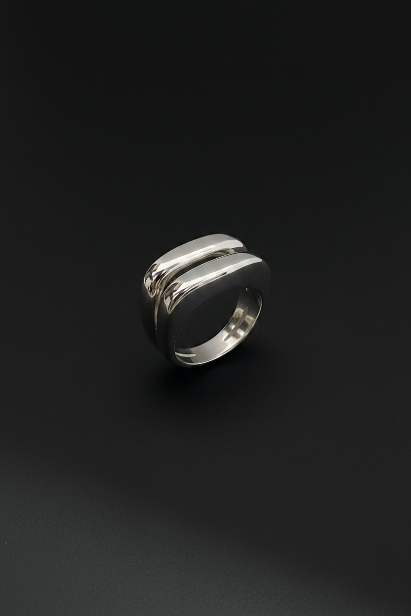 Double Pipping Ring in 925 sterling silver, handcrafted minimalist band jewelry by Aymone Studio