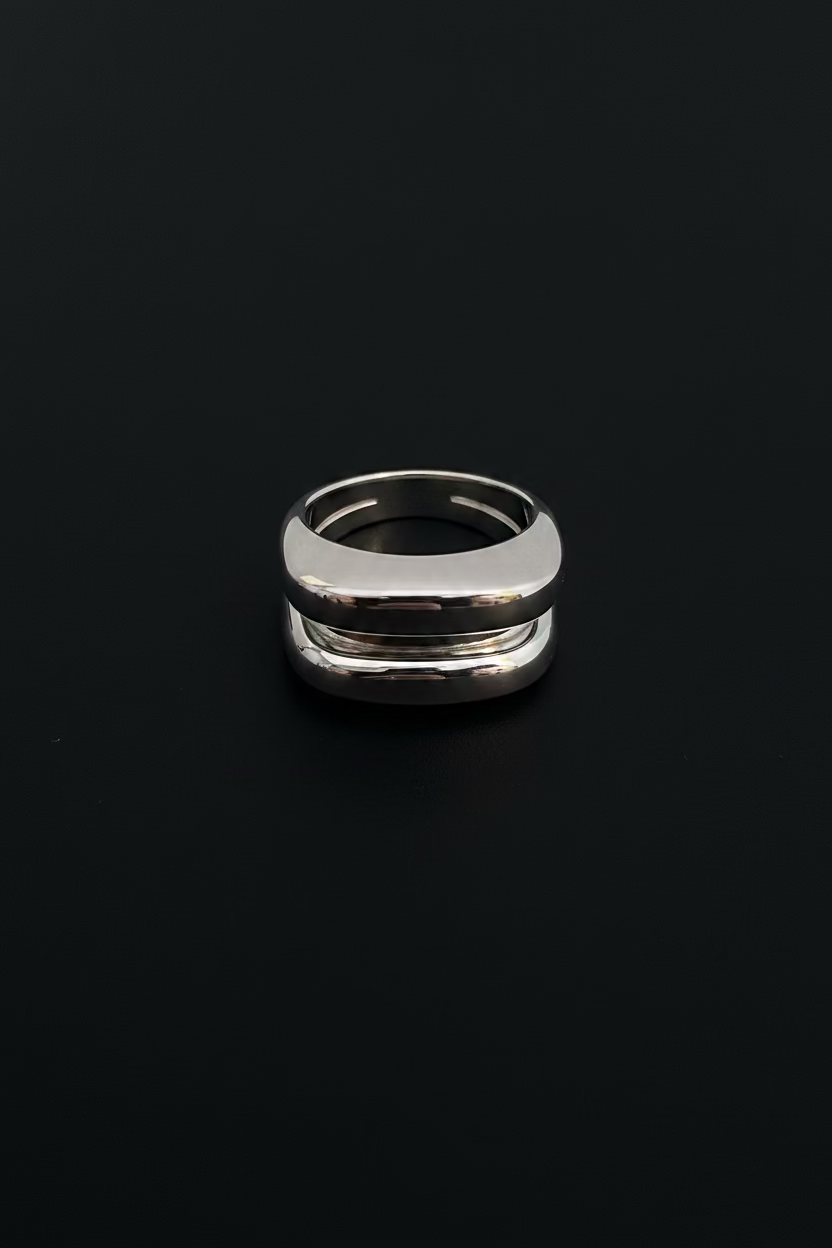 Double Pipping Ring, sterling silver band with architectural minimalist design, refined luxury jewelry by Aymone Studio